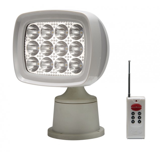 LED-es kereső fényszóró távirányítóval