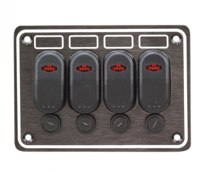 Kapcsolótábla 4 kapcsolóval, vízszintes, IP65 – 4 kapcsoló / vízszintes / 95 × 134 mm
